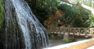 {Espagne} Le magnifique Monastère de Piedra et ses nombreuses cascades {Espagne} Le magnifique Monastère de Piedra et ses nombreuses cascades
