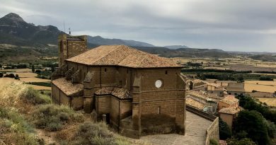 {Espagne} La Collégiale de Bolea et retour en France {Espagne} La Collégiale de Bolea et retour en France