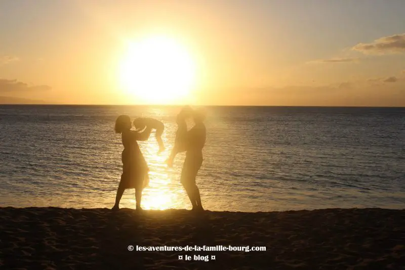 Coucher-de-soleil-famille