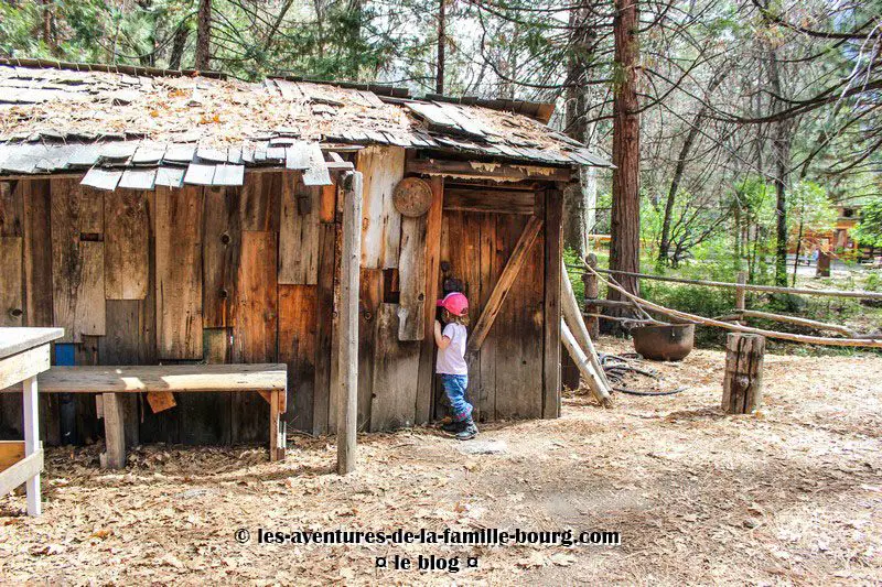 visitor-center-yosemite-village (11)