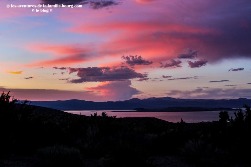 coucher-soleil-mono-lake-south-tufa